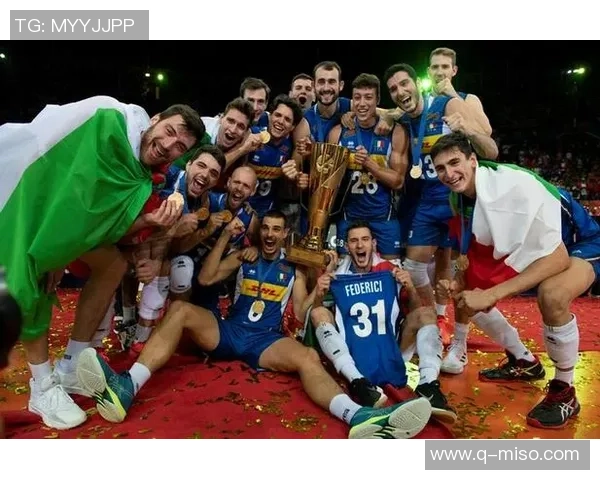 重庆排球队在欧锦赛积分榜上以77分稳居第一名展现强劲实力